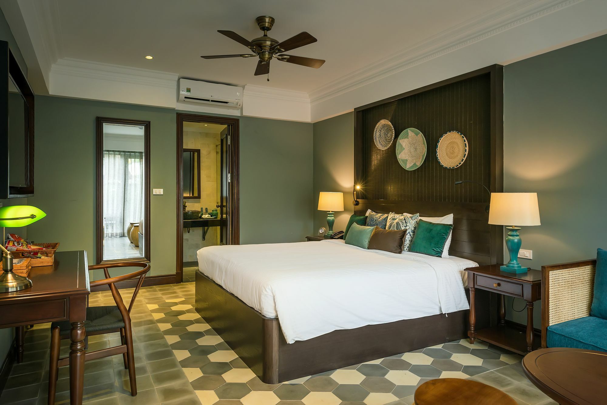 Suite Balcony or Terrace,829047545:JPEG